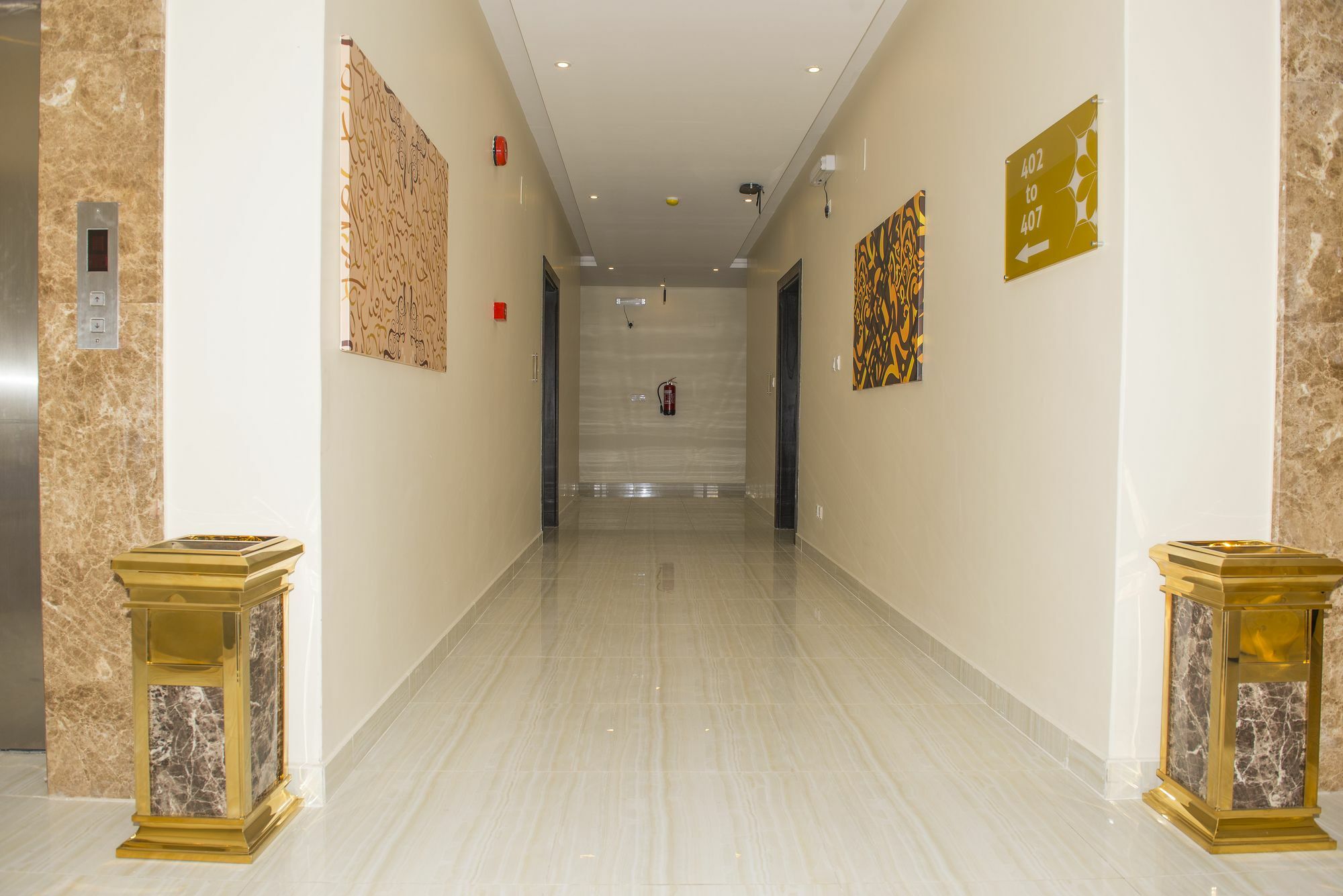 The Artisan Hotel-suits 3*